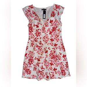 Banana Republic women’s dress, size 12, NWT.